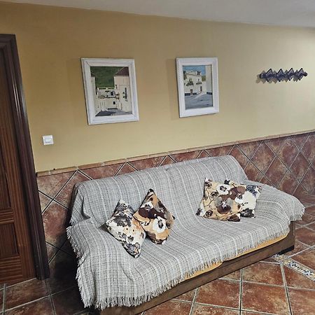 Apto-En El Bajo De La Casa-Estilo Rustico En Dilar Exterior photo
